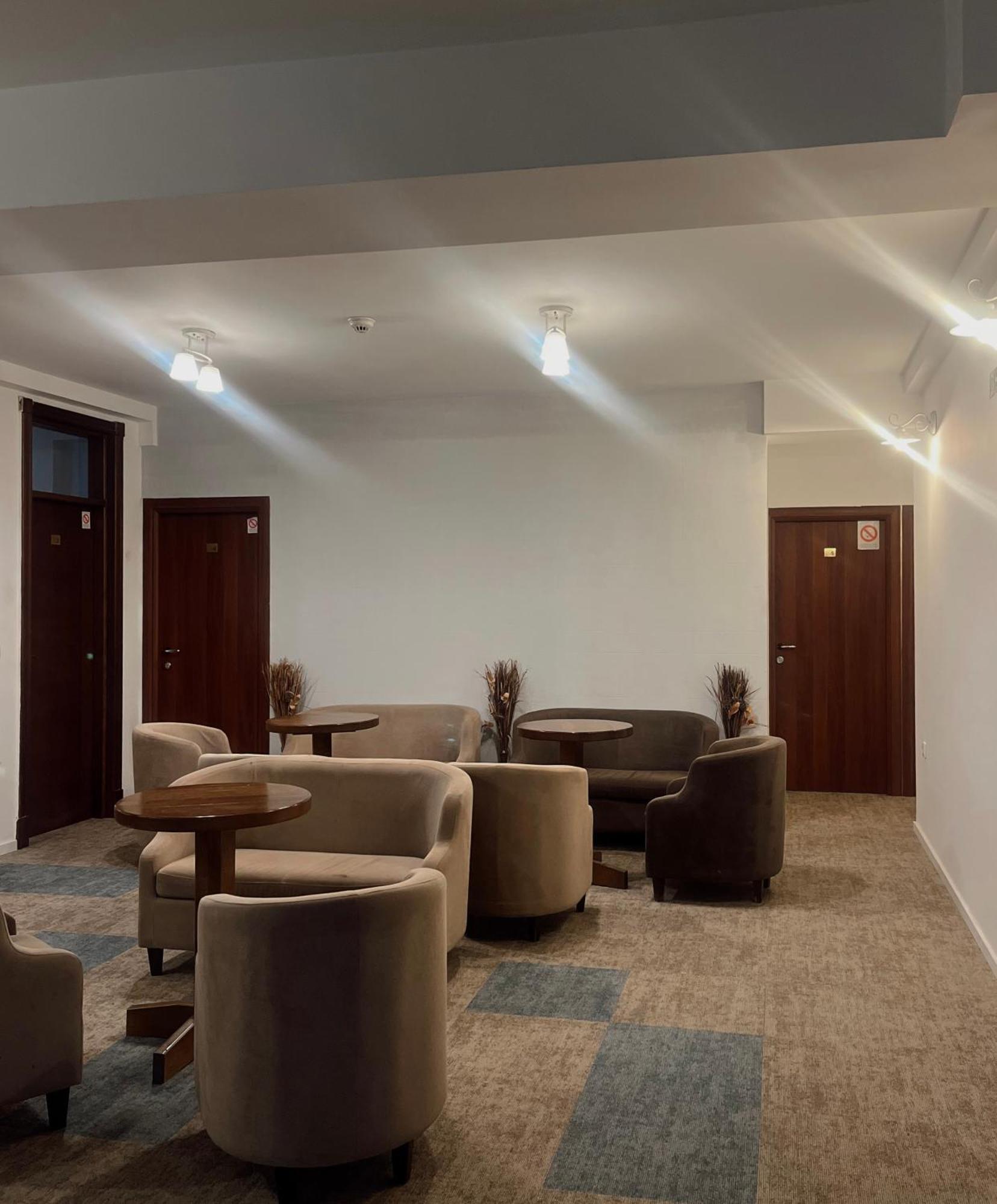 Kengur Resort Belgrado Buitenkant foto